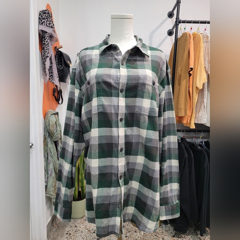 WindRiver Green and Gray Plaid Button-Up Shirt